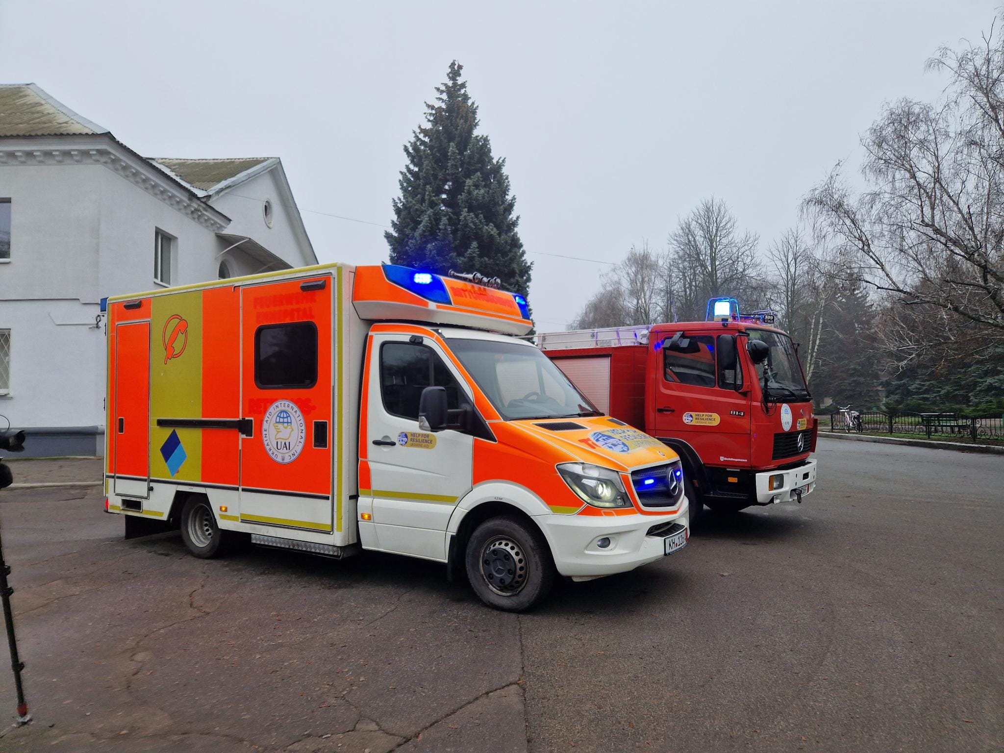 Partnerprojekt 3 - Tanklöschfahrzeug, Rettungswagen